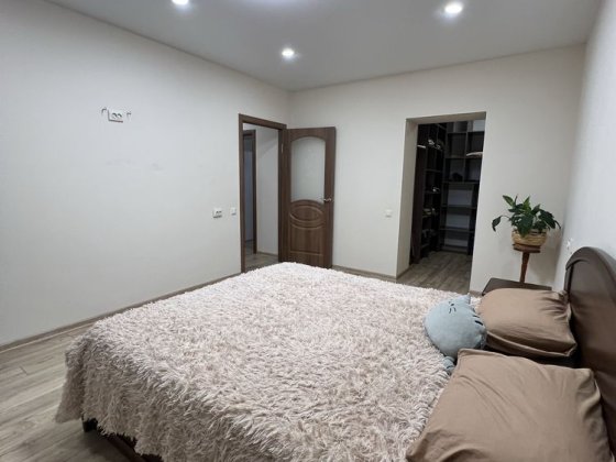 Оренда гарноі великоі 2 кмн квартири ЖК Парковий Черкассы