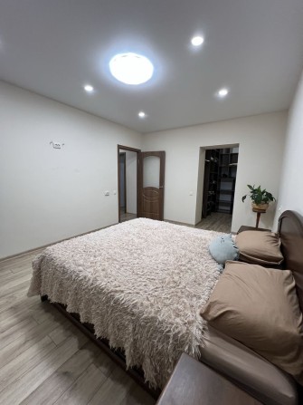 Оренда гарноі великоі 2 кмн квартири ЖК Парковий - фото 1