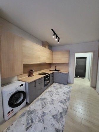 Сучасна 1 кім.кв на Митниці біля Дніпра - фото 1