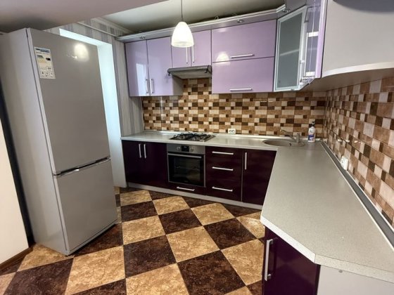 ГОЛЛІВУД! Здам Велику 2 кімн.кв по вул Грушевського 1 Травня Чернігів