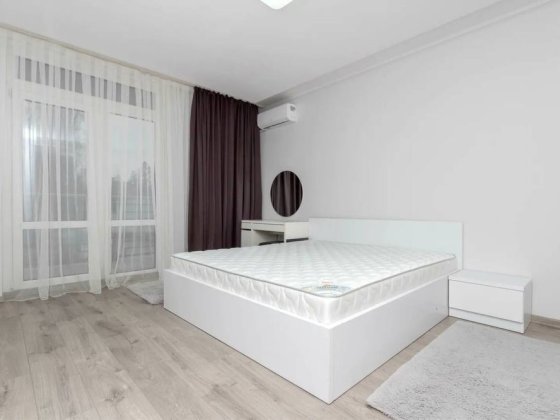 Оренда 2к квартира з гардеробною, парк Шевченка Чернівці