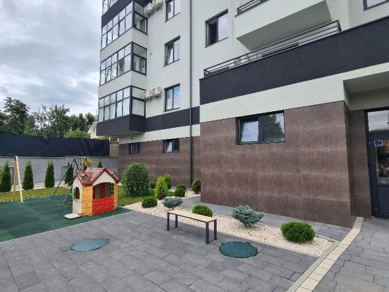 Здається в оренду сучасна 1 на кв-ра біля ТЦ Дастор Ужгород