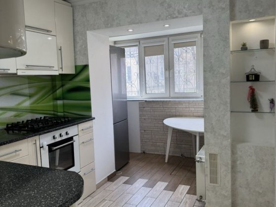 Здається  класнюча квартира в самому центрі Черкаси