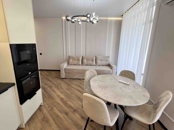 Здається в оренду велика 1,5 кімн. Кв. Ужгород