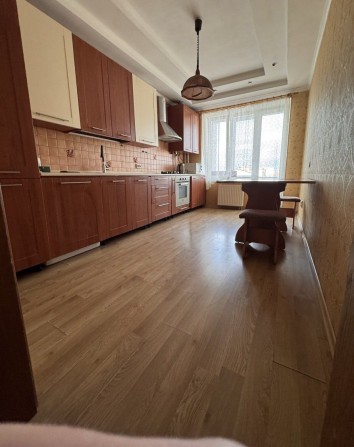 Здається чудова 3 кімната квартира на Поділля. - фото 1