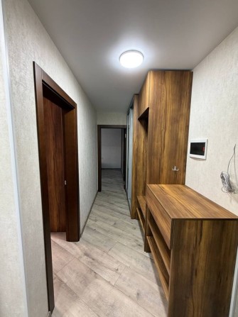 Вільна 2-кімнатна кВ в Центрі в новобудові - фото 1