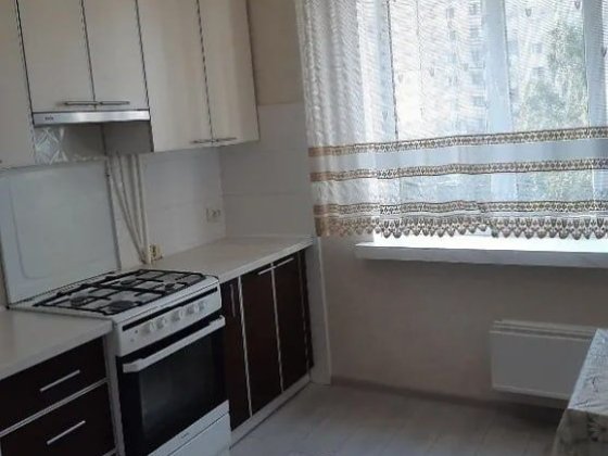 Сдам 2х кімнатну квартиру,довгостроково.Центр міста.р-н Пять кутів ! Чернігів