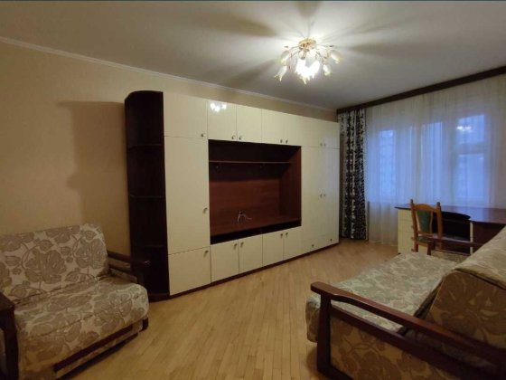 Без комісії. Оренда 2-х кім кв по вул Урлівська, Урловская 9, ТЦ Рівер-Молл, метро Осокорки, Позняки