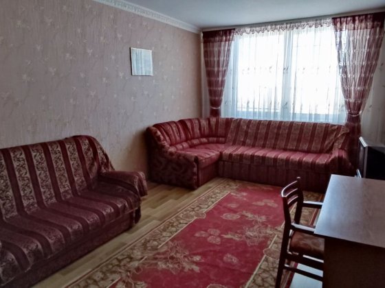 Хозяин Сдам 2 ком.кв Осокорки Чавдар 7 Генератор 70 кв.м Кирпич