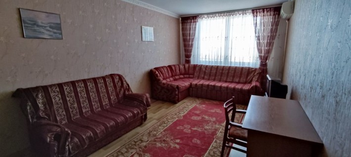 Хозяин Сдам 2 ком.кв Осокорки Чавдар 7 Генератор 70 кв.м Кирпич - фото 1