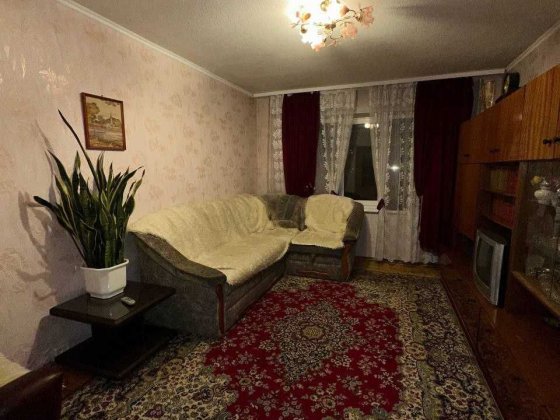 2-х кімнатна квартира 3 хвилини від м. Харківська Киев