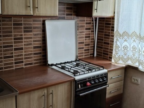 Здам 2-кімнатну квартиру з меблями та технікою, Л.Лук'яненка Чернигов