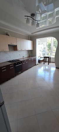 Оренда 2 кім квартири, ЦЕНТР, новобудова! - фото 1