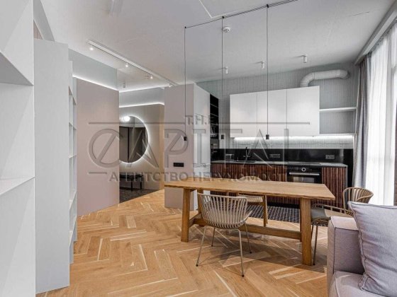 Оренда 3-кімнатноїй квартири в ЖК Greenville на Печерську/90м2/Центр