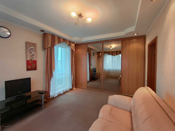 Аренда 1 ком. квартира В. Ивасюка 36 Оболонь м. Минская, Героев Днепра - фото 1