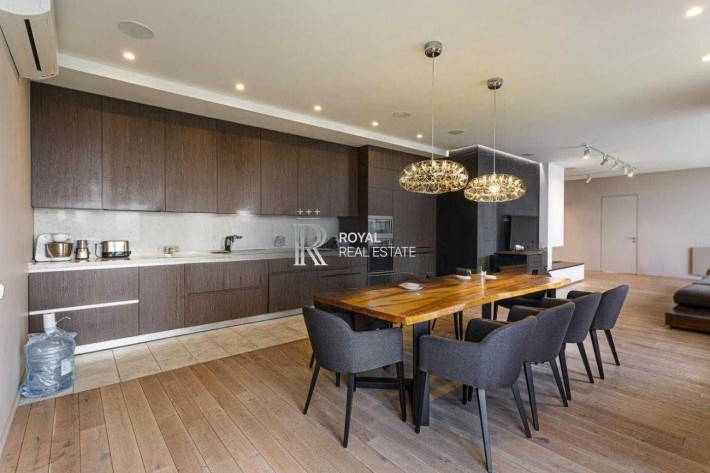 Оренда Квартира 3кім. 206м2 ЖК бізнес-класу "Андерсен" Метро Паркінг - фото 1