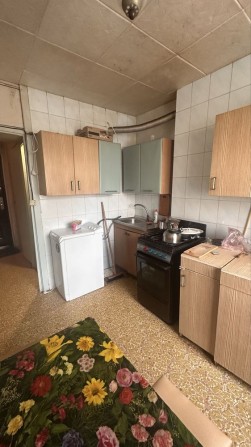 Здам, 3к квартиру, на Комунарі,  вільна, чиста і готова для заселення, - фото 1