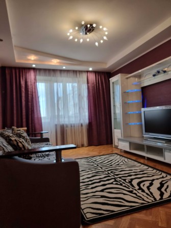 ЖМ Победа Перемога-5 пр. Героїв  2 кімнатна Реальна! - фото 1