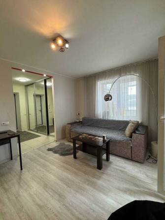 Здам 2к велику квартиру Червоний Камінь 4/16 тварини можна для пари - фото 1