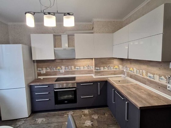 0ренда 2 кім квартири просп.акад Глушкова,9-Є м.ІПОДРОМ,ЄВРОРЕМОНТ, ГЕНЕРАТОР