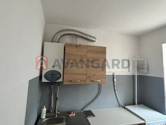 Готова до заселення однокімнатна квартира з новим диваном Вінниця