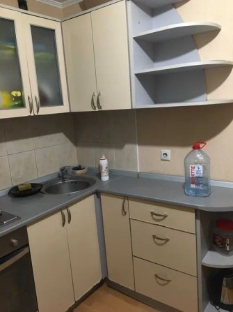 Здам 2 хкімнатну квапртиру в центрі , автономне опалення, кондиціонер - фото 1