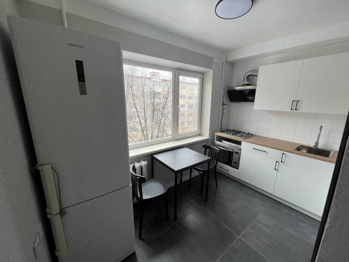 Оренда 2х кімнатної квартири, роздільна 49 кв м. Петра Курінного, без комісії! Після ремонту ! - фото 1
