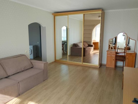 Оренда 1-кімнатна Чавдар, 13 тепла 23 поверх в домі генератор. Власник Киев