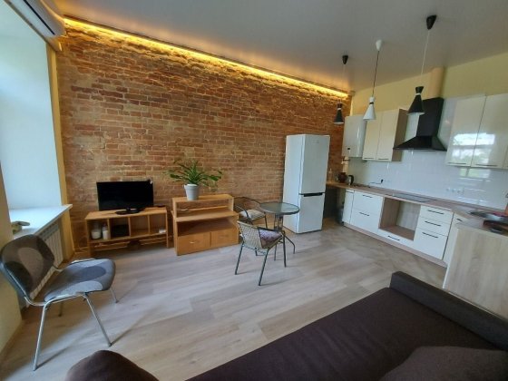 Оренда 2 кімнатної квартири Центр Дніпро