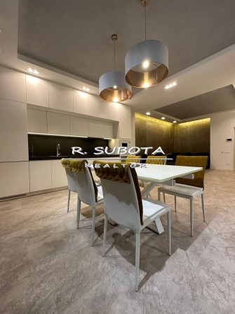 2к студия 105 м2 в ЖК Башни парк Шевченко Небо Новодворянский - фото 1