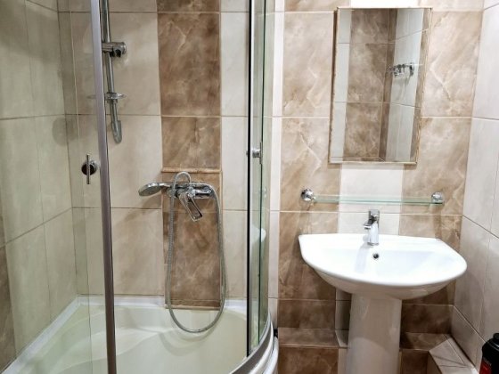 Здам 2-х кімнатну квартиру,  Попова,  автономне опалення! Кропивницький