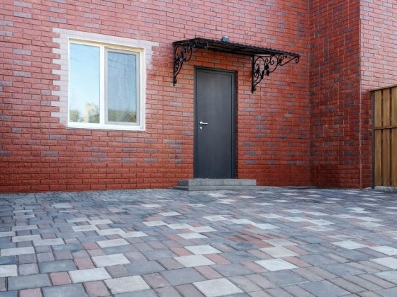 Оренда таунхауса Осокорки, 7 хв.метро Славутич 105м²(квартира+дворик) Киев