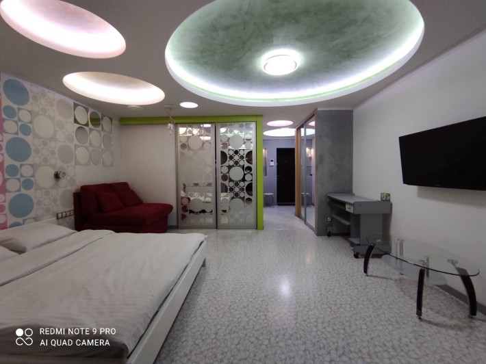 Бул. Л. Українки 20/22. Від господаря - фото 1