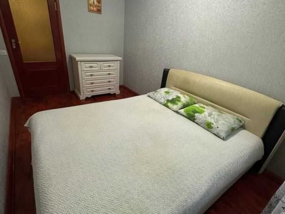 Здається 2х кімнатна квартира на вул.Янгеля 9 Дніпро