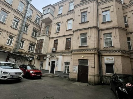 Оренда 2к кіартирі в ценрі міста ( Івана Франка) Киев