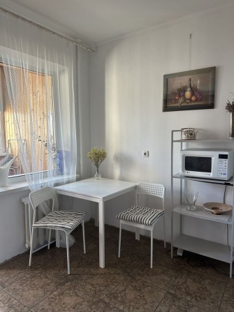 Здам простору 1-кімнатну квартиру - фото 1