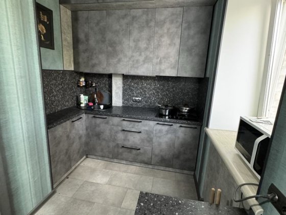 2 кімнатна простора квартира Днепр