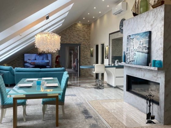 Оренда унікального пентхаусу з сауною та джакузі з видом на Високий Замок вул Польова Львів