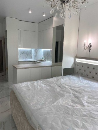 Аренда 1-комнатная квартира смарт в новострое в центре ЖК Дельмар на Миронова - фото 1