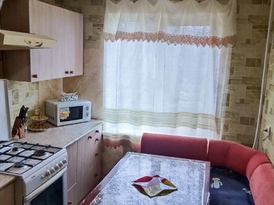 Оренда 3к квартири на 12 кварталі,вул.Квартальна 47. Дніпро