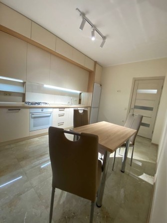 Оренда 1-но кім квартири по вул.Залізнична ЖК Веселка - фото 1