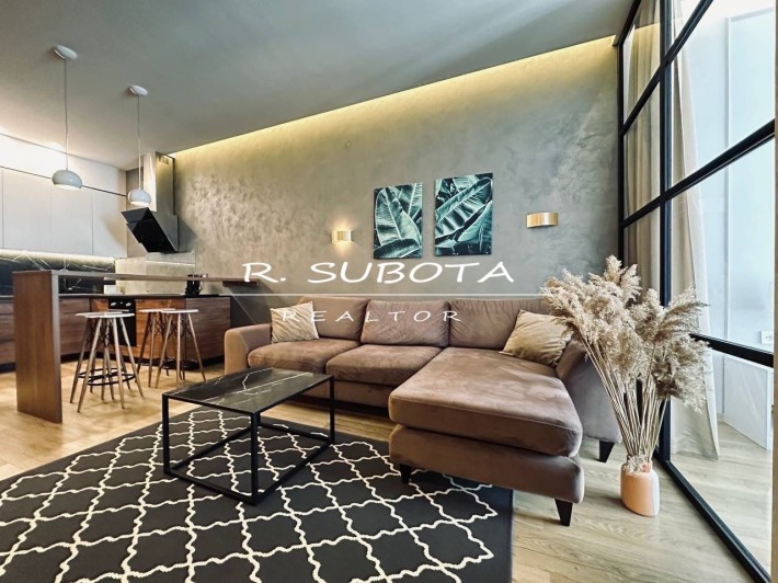 3.к. студия 72м2 ЖК Панорама Башни Бартоломео - фото 1