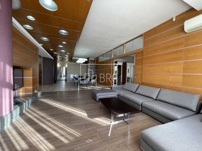 Аренда 3к квартиры в Мариинском парке Грушевского 9а без комиссии - фото 1