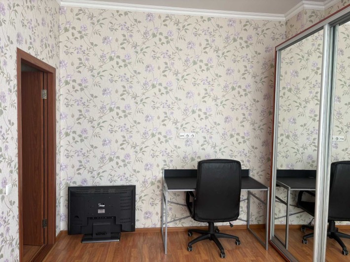 Сдам 2комн кв. ЖК Фаворит угол Краснова/Артиллерийская - фото 1