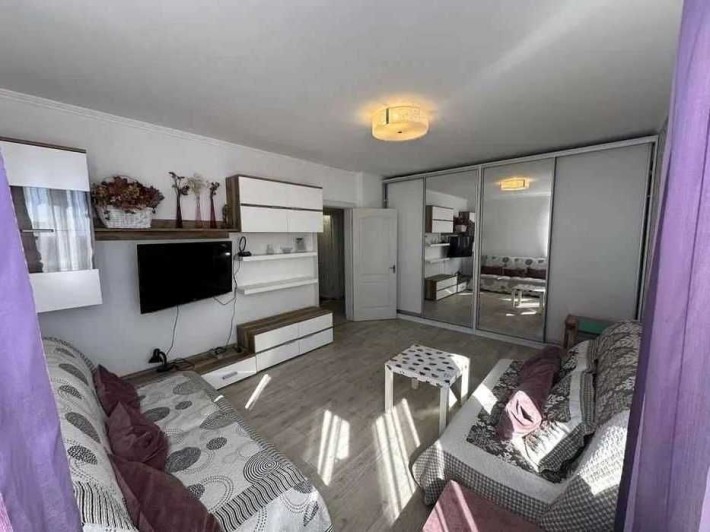 Здається 2-кімнатна квартира на вул.Градинській,9 - фото 1