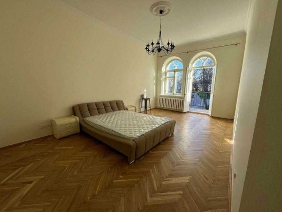 Оренда 1-кімнатної квартири, вул.Іллінська,20 Киев