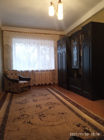 Сдаю 1 к/к ул.Крылова/р-н Лески,второй этаж - фото 1