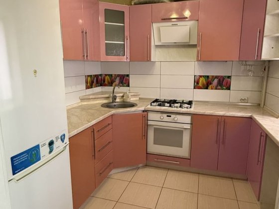 Срочно сдам!! 3 к.квартиру на ЮТЗ с ремонтом