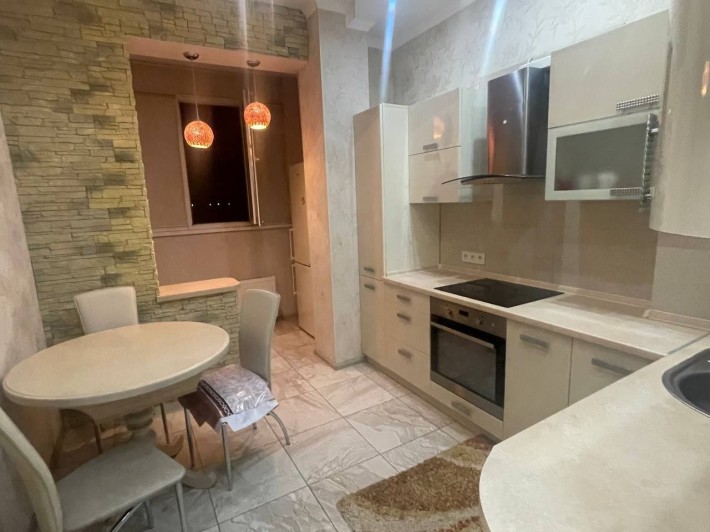 Сдам длительно квартиру на Грушевского/ЖК Уютный - фото 1