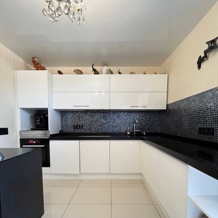 Аренда 4-комн. ЖК Созидатель Кедрина Рабочая 3 спальни 2 санузла - фото 1